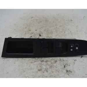 Pulsantiera Alzacristalli Anteriore SX Toyota Yaris Hybrid dal 2011 al 2021 Cod 742320D690 Prezzo Conveniente