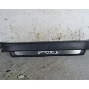 Miglior Prezzo Rivestimento Interno Battitacco Anteriore DX Lexus CT200H Dal 2011 al 2022 Cod 67910-76030