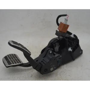 Pedale Freno + Acceleratore Renault Megane EV60 E-Tech dal 2021 in poi cod 465015MP0A Miglior Prezzo