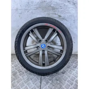 Compra Oggi Stesso Cerchio Anteriore Piaggio MP3 Yourban Dal 2011 al 2018
