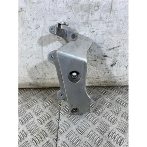 Staffa Supporto Pedana Destra Dx Honda Hornet 600 Dal 2005 al 2006 Prezzo Scontato
