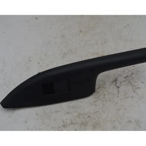 Reso Gratuito Pulsantiera Alzacristalli Posteriore SX Lexus CT200H Dal 2011 al 2022 Cod 74272-76010