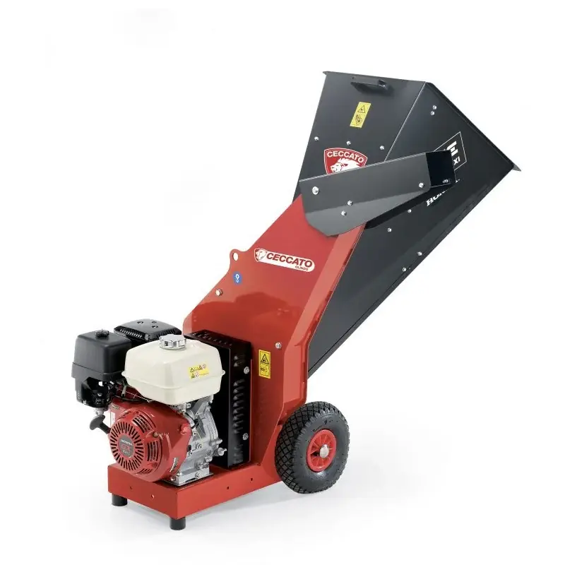 Offerta CECCATO Olindo Tritone Maxi Honda - Biotrituratore con motore a scoppio - 11,7 CV , rami max 70 mm