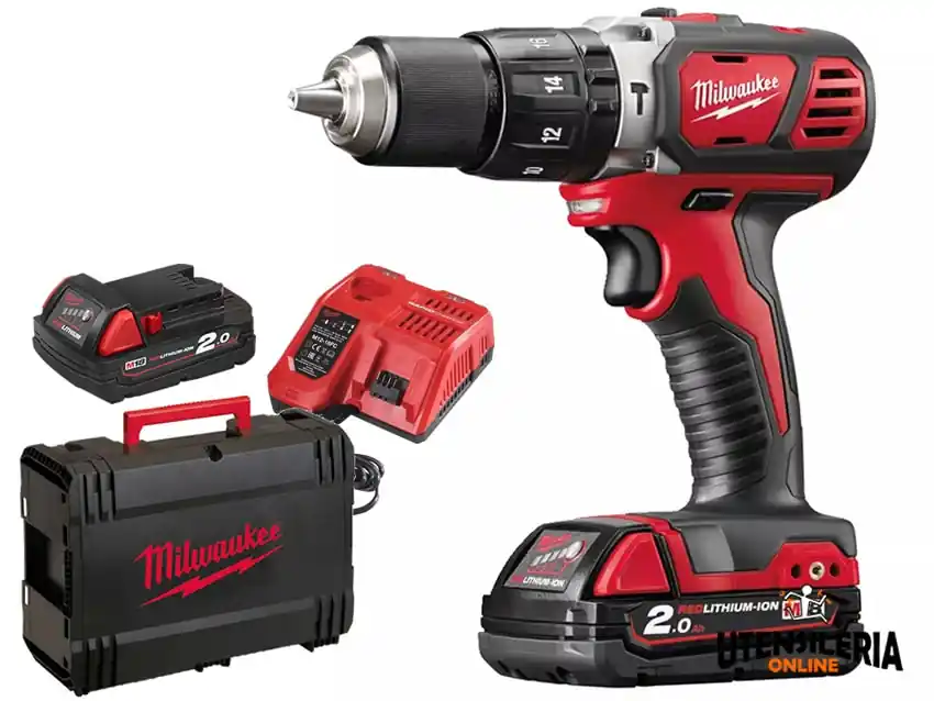 Sconto Trapano con percussione Milwaukee M18 BPD-202C + 2 Batterie 18V 2.0Ah